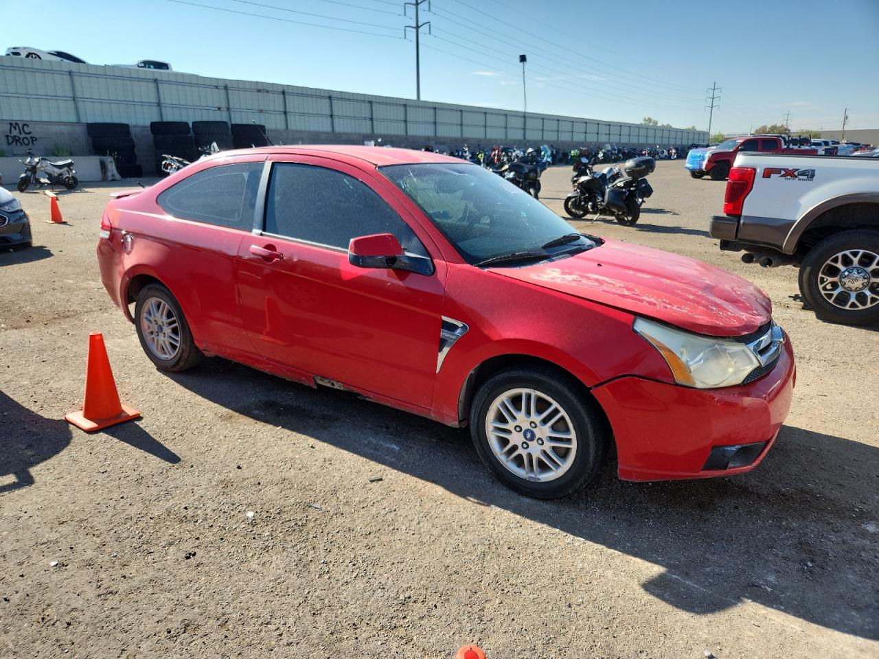 2008 FORD FOCUS SE photo 4