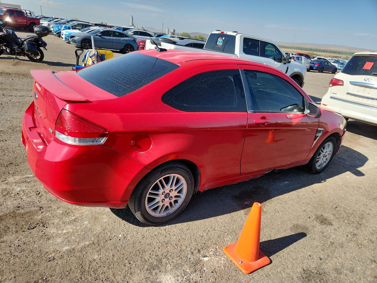 2008 FORD FOCUS SE photo 3