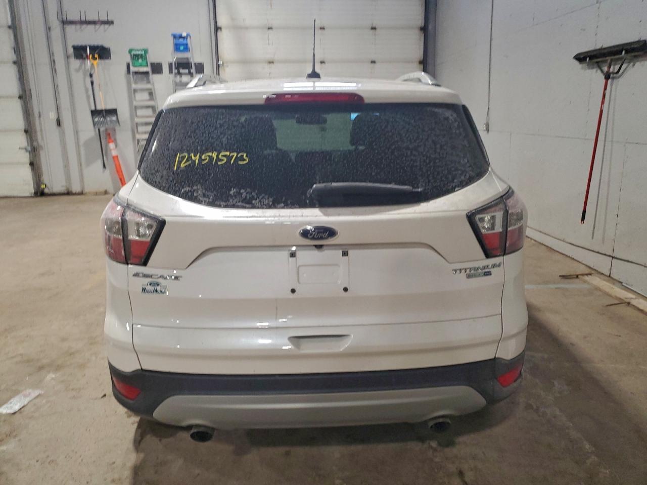 2017 FORD ESCAPE TITANIUM photo 6