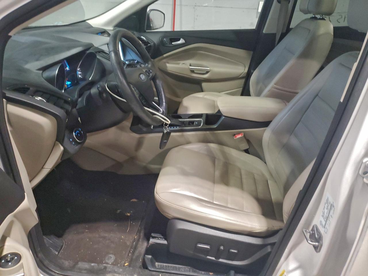 2017 FORD ESCAPE TITANIUM photo 7