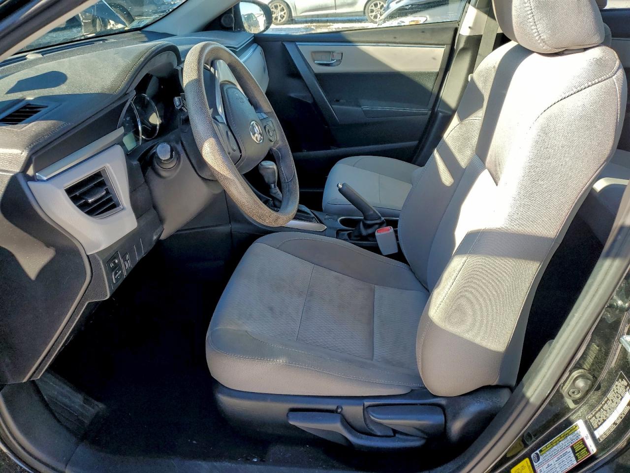 2016 TOYOTA COROLLA L photo 7