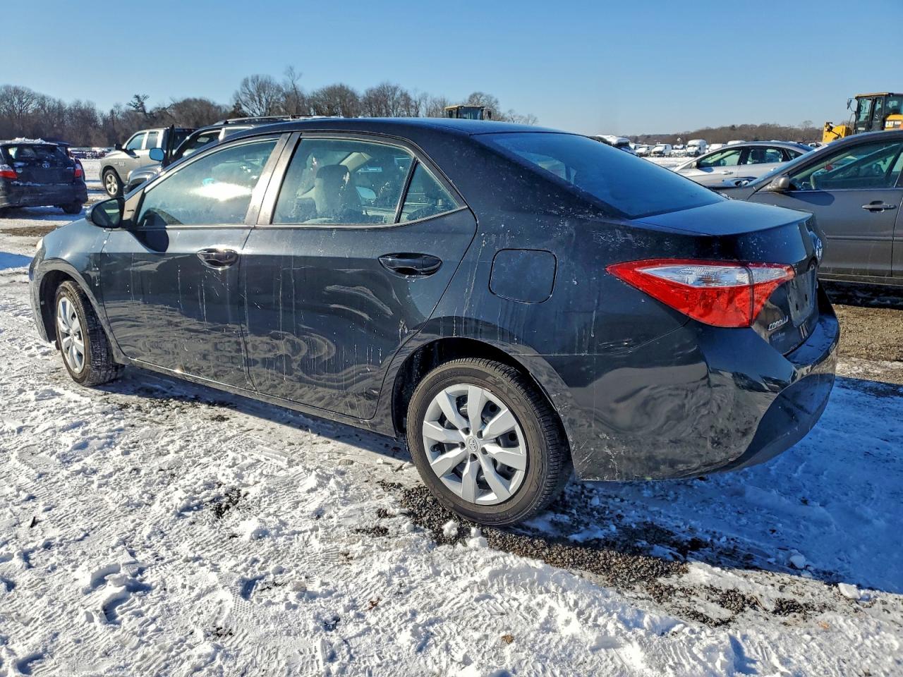 2016 TOYOTA COROLLA L photo 2