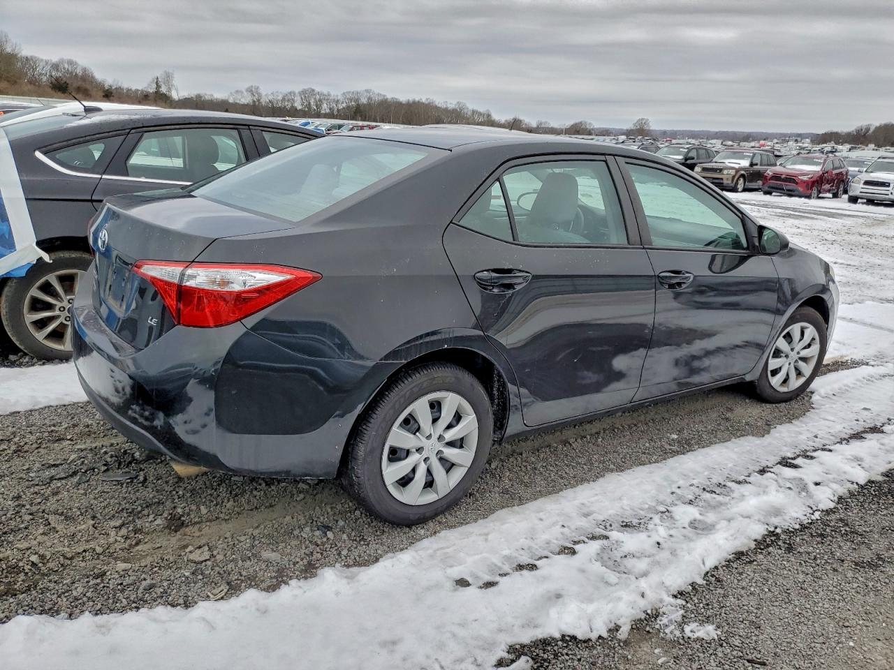 2016 TOYOTA COROLLA L photo 3