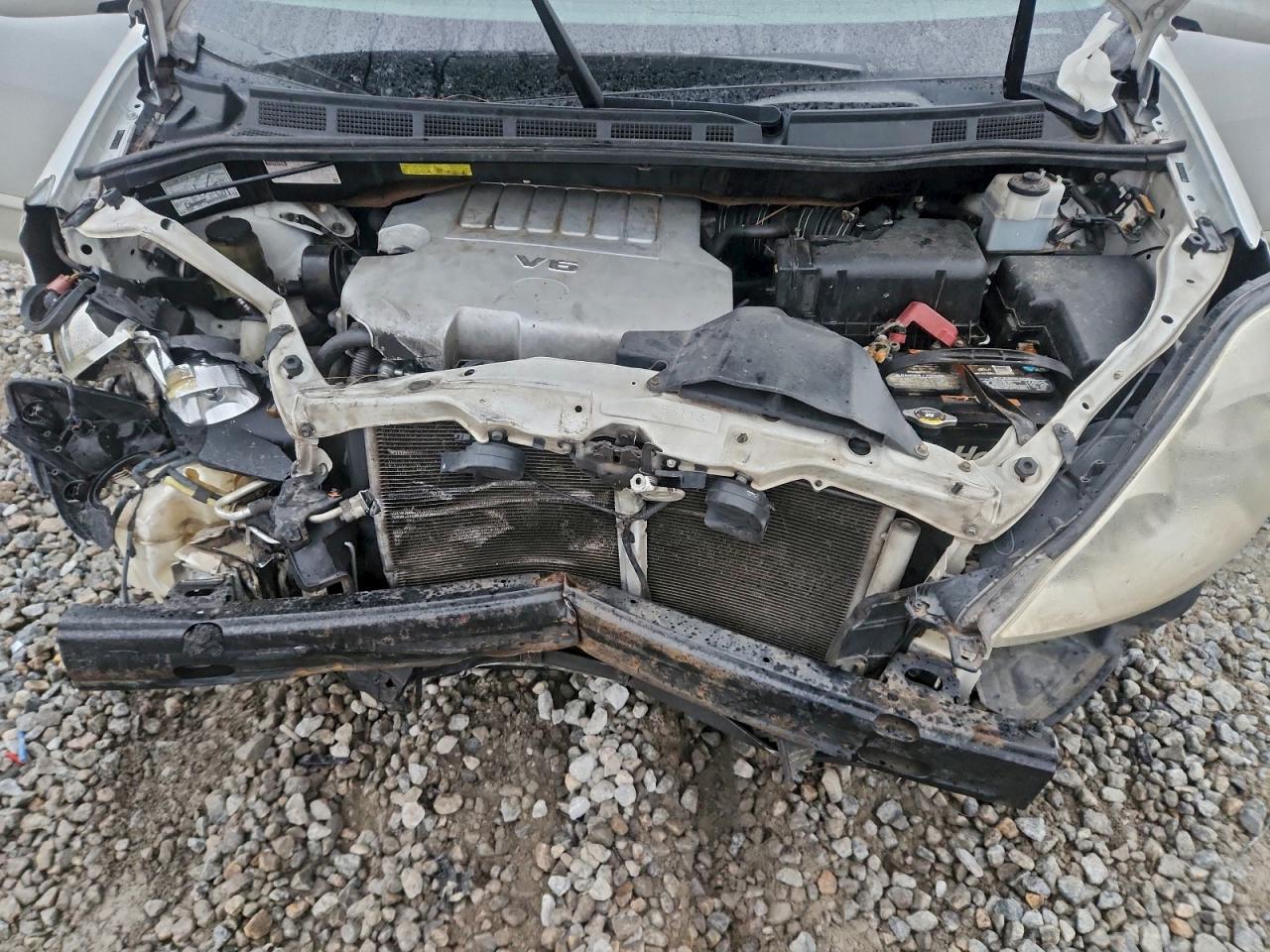 2008 TOYOTA SIENNA XLE photo 34