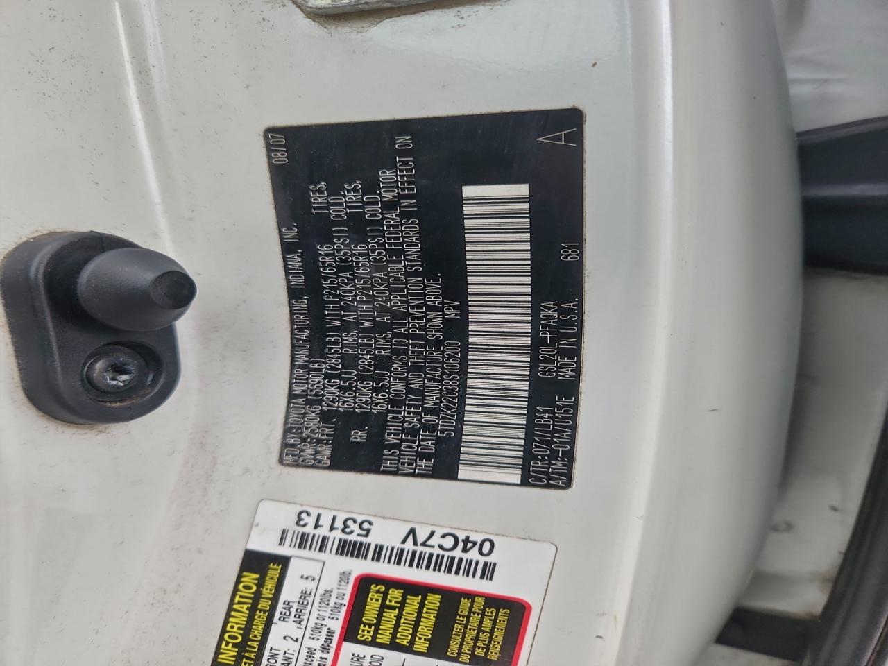 2008 TOYOTA SIENNA XLE photo 40
