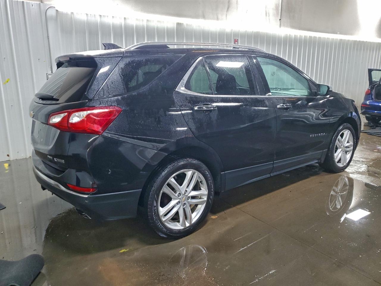 2018 CHEVROLET EQUINOX PREMIER photo 3