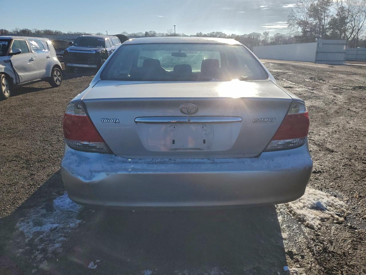 2006 TOYOTA CAMRY LE photo 11