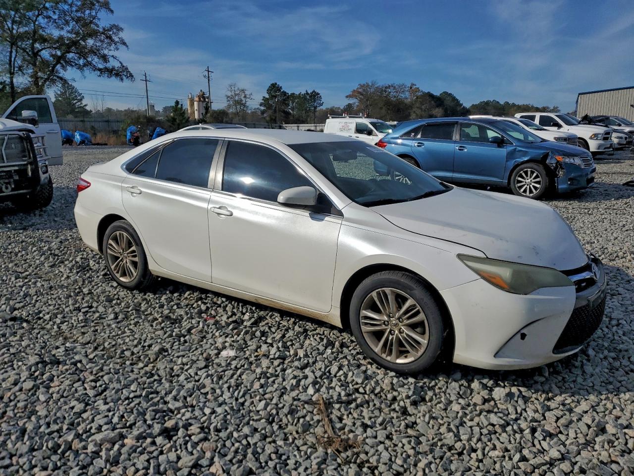 2016 TOYOTA CAMRY LE photo 4