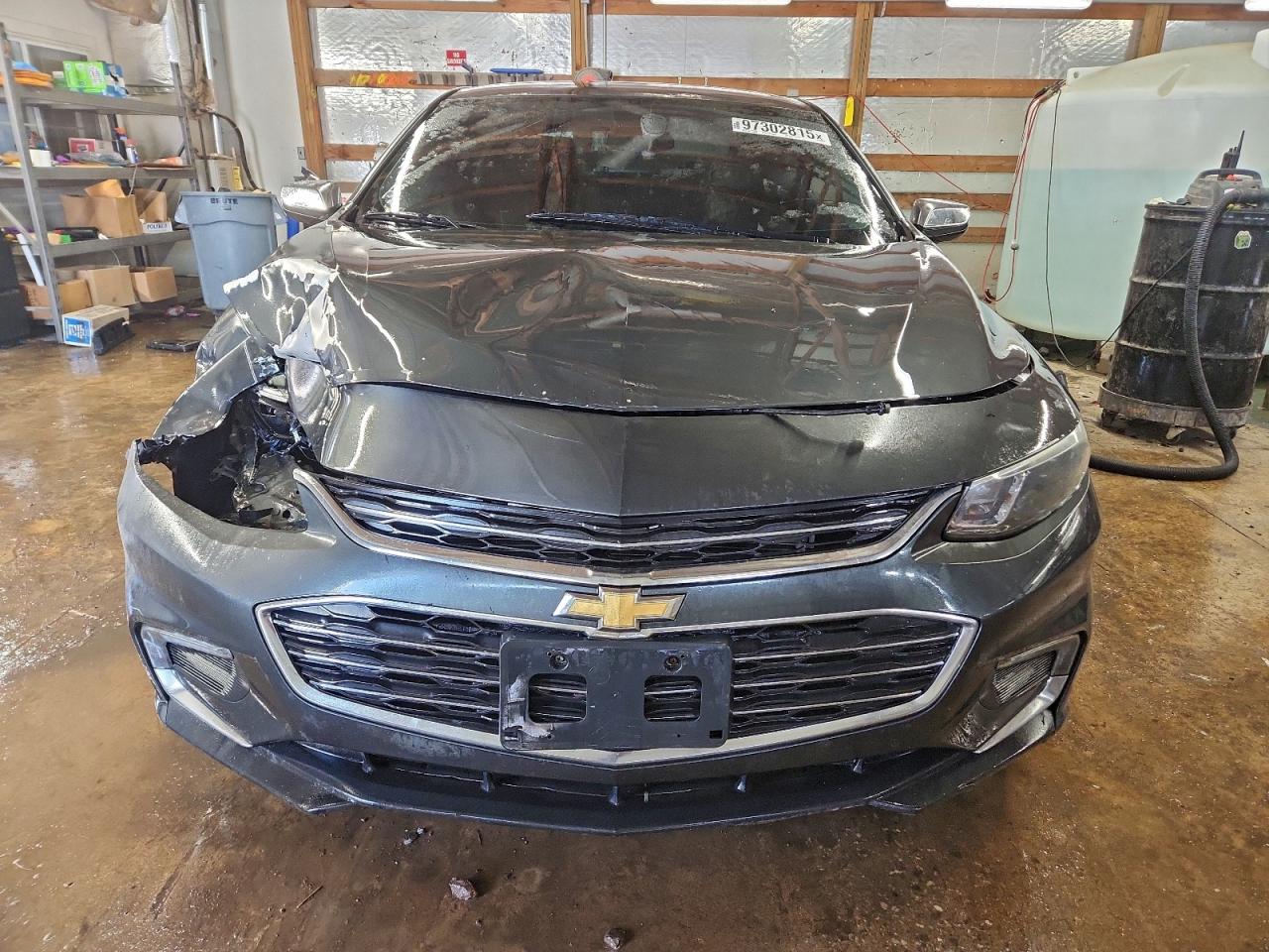 2017 CHEVROLET MALIBU LT photo 5