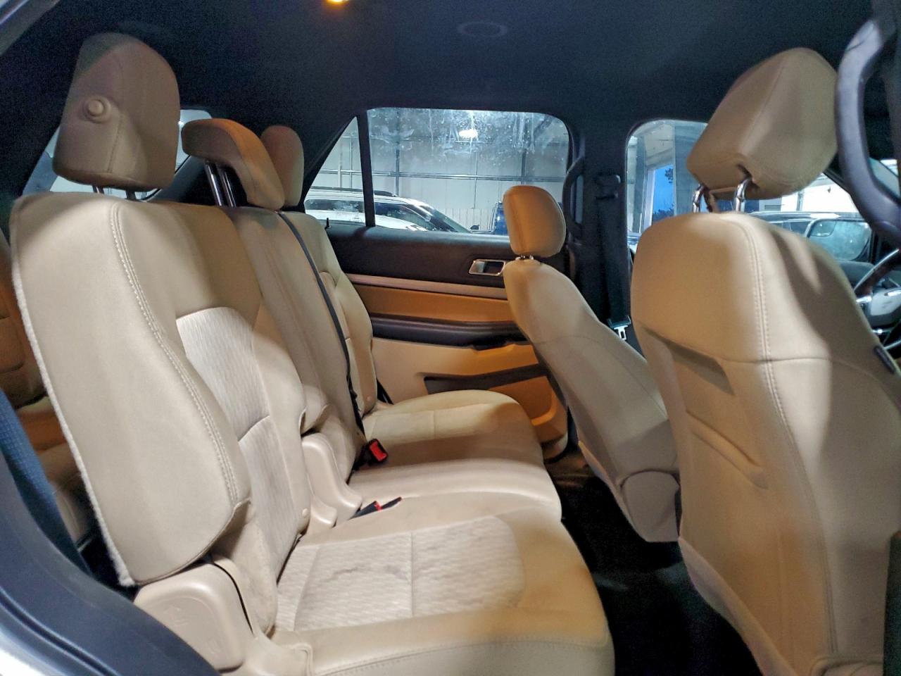 2016 FORD EXPLORER photo 21