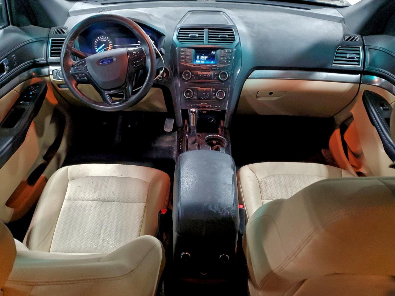 2016 FORD EXPLORER photo 15