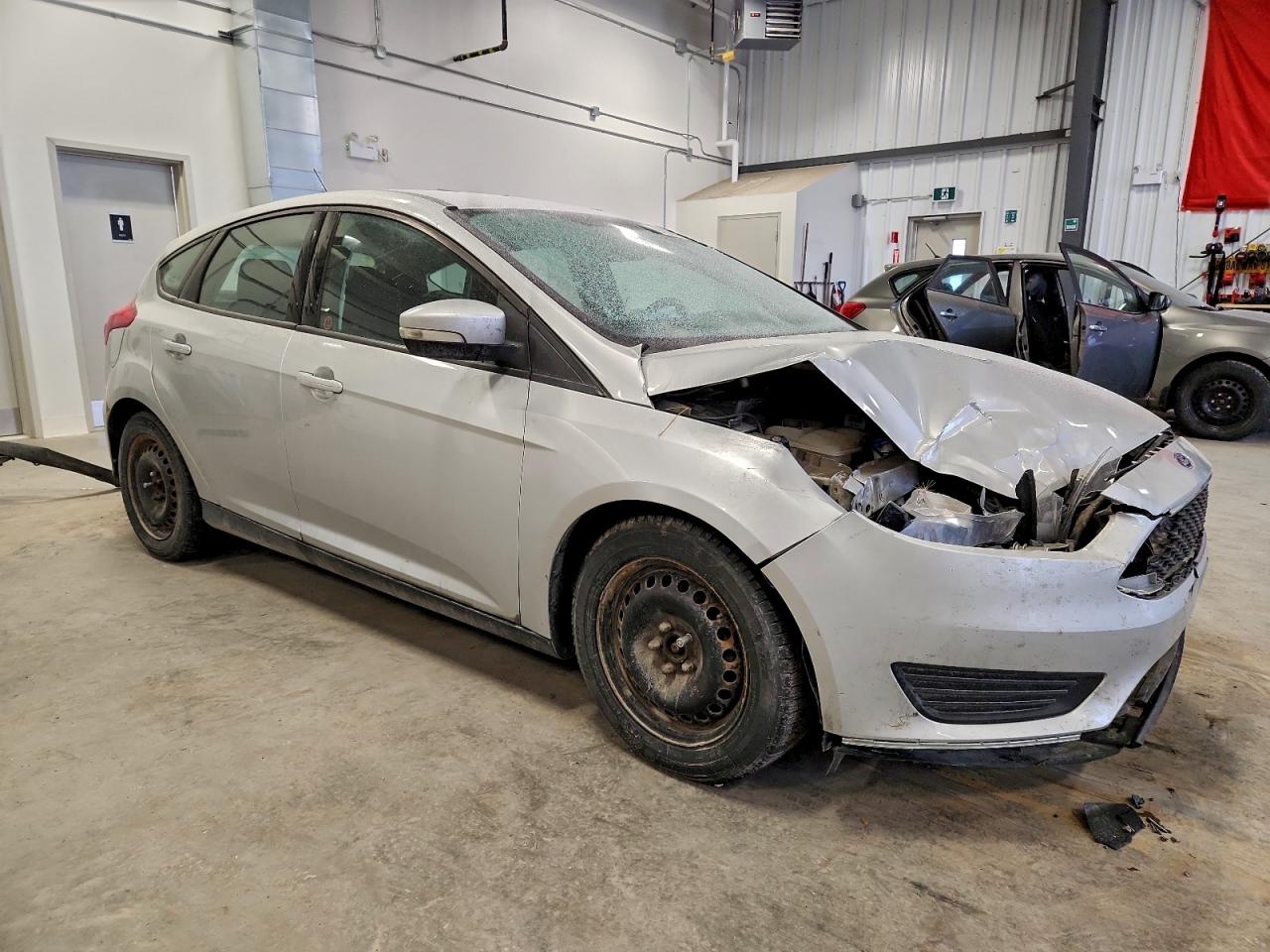 2018 FORD FOCUS SE photo 4