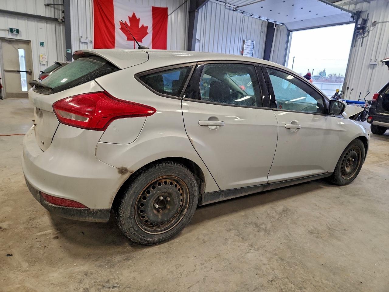 2018 FORD FOCUS SE photo 3
