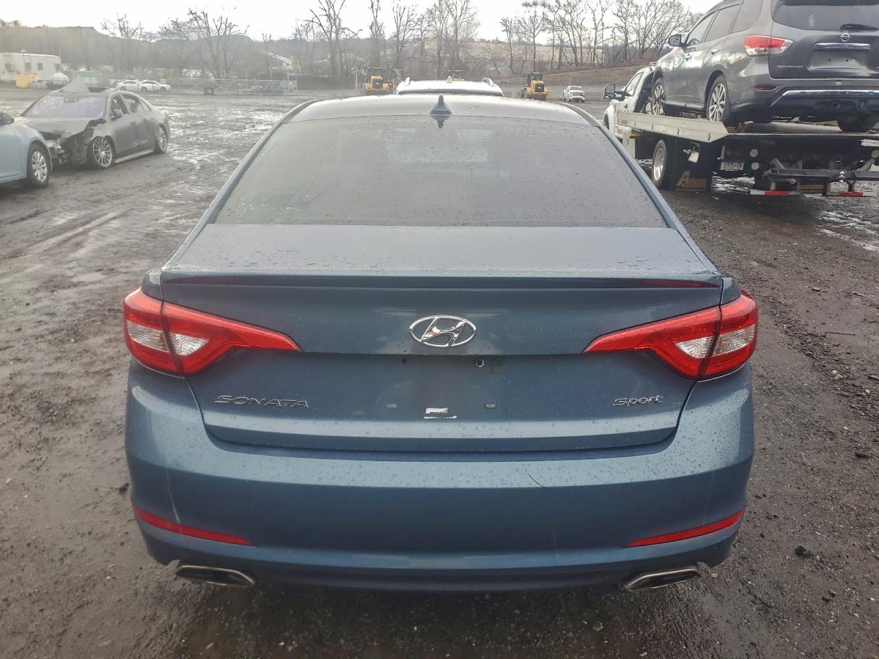 2015 HYUNDAI SONATA SPORT photo 11