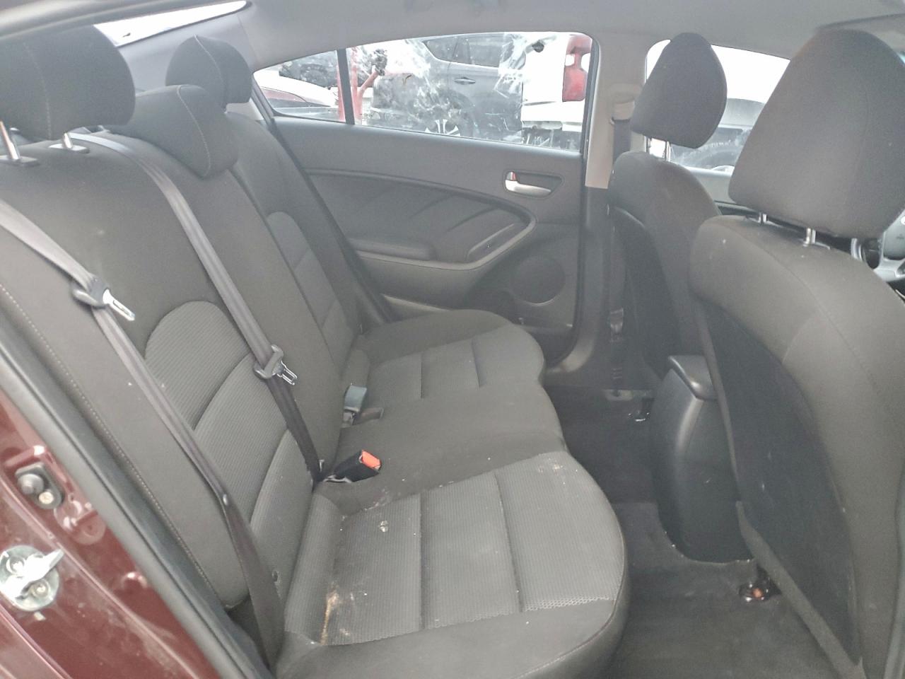 2017 KIA FORTE LX photo 28