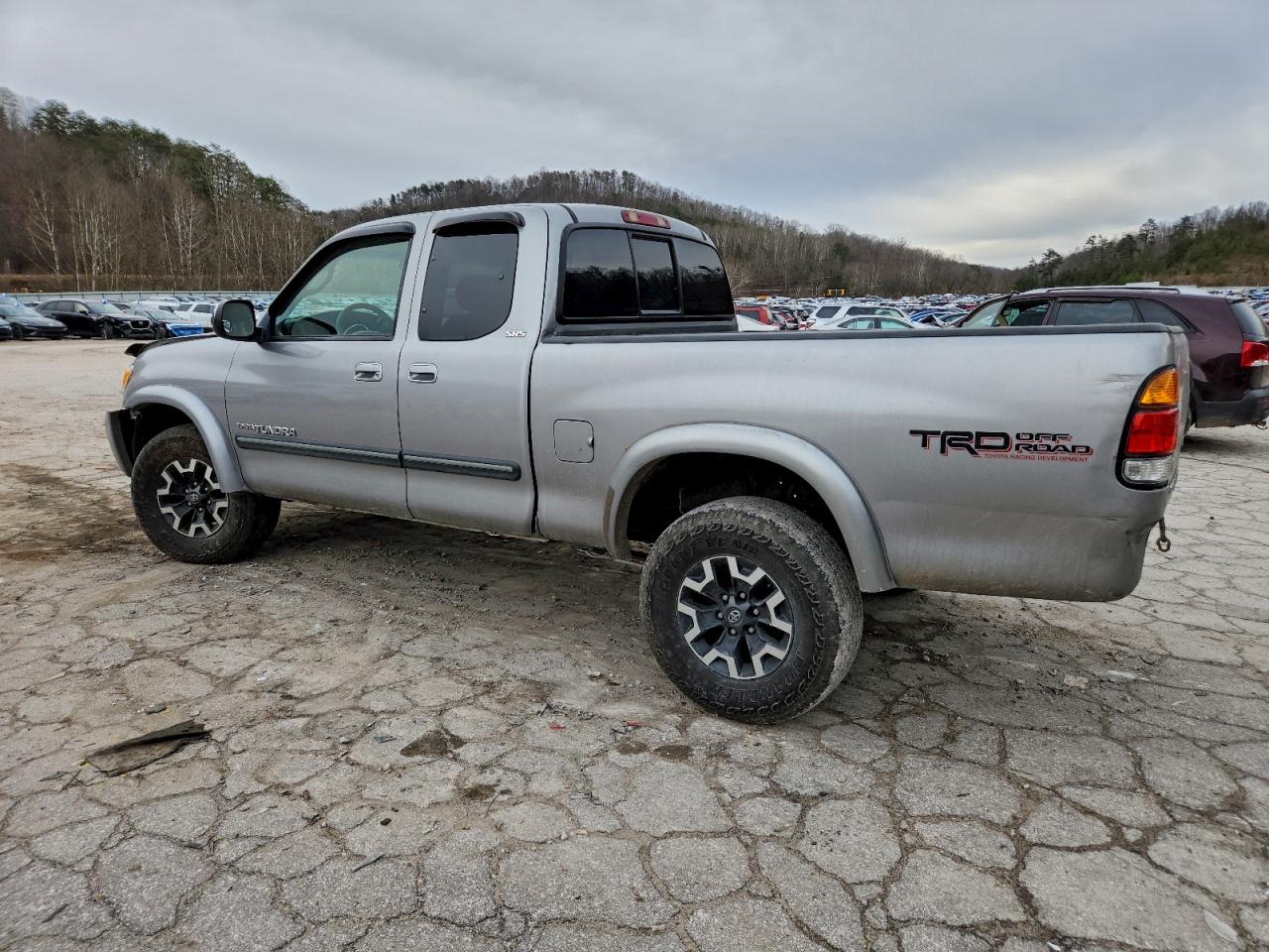 2003 TOYOTA TUNDRA ACCESS CAB SR5 photo 2