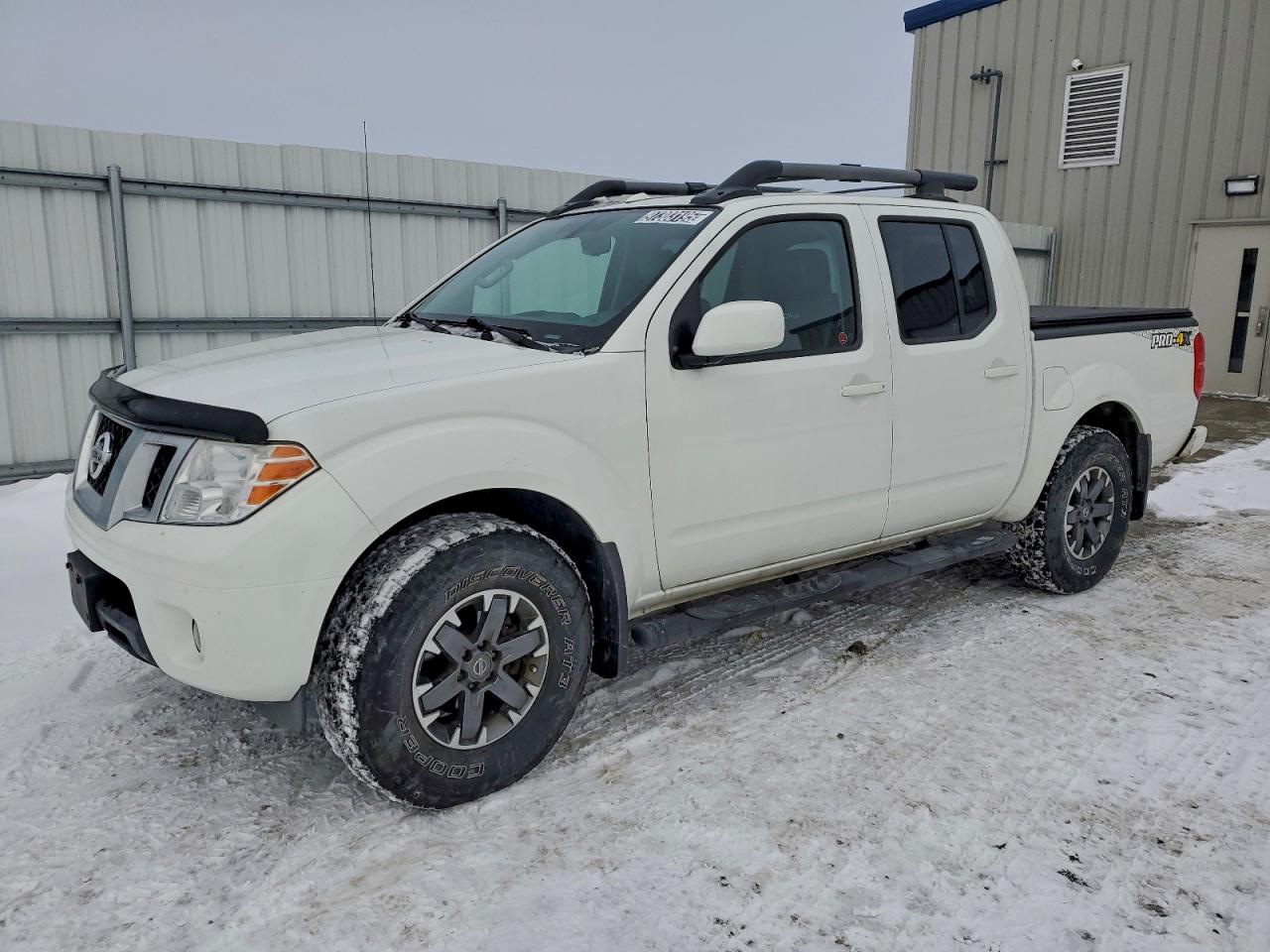 2017 NISSAN FRONTIER