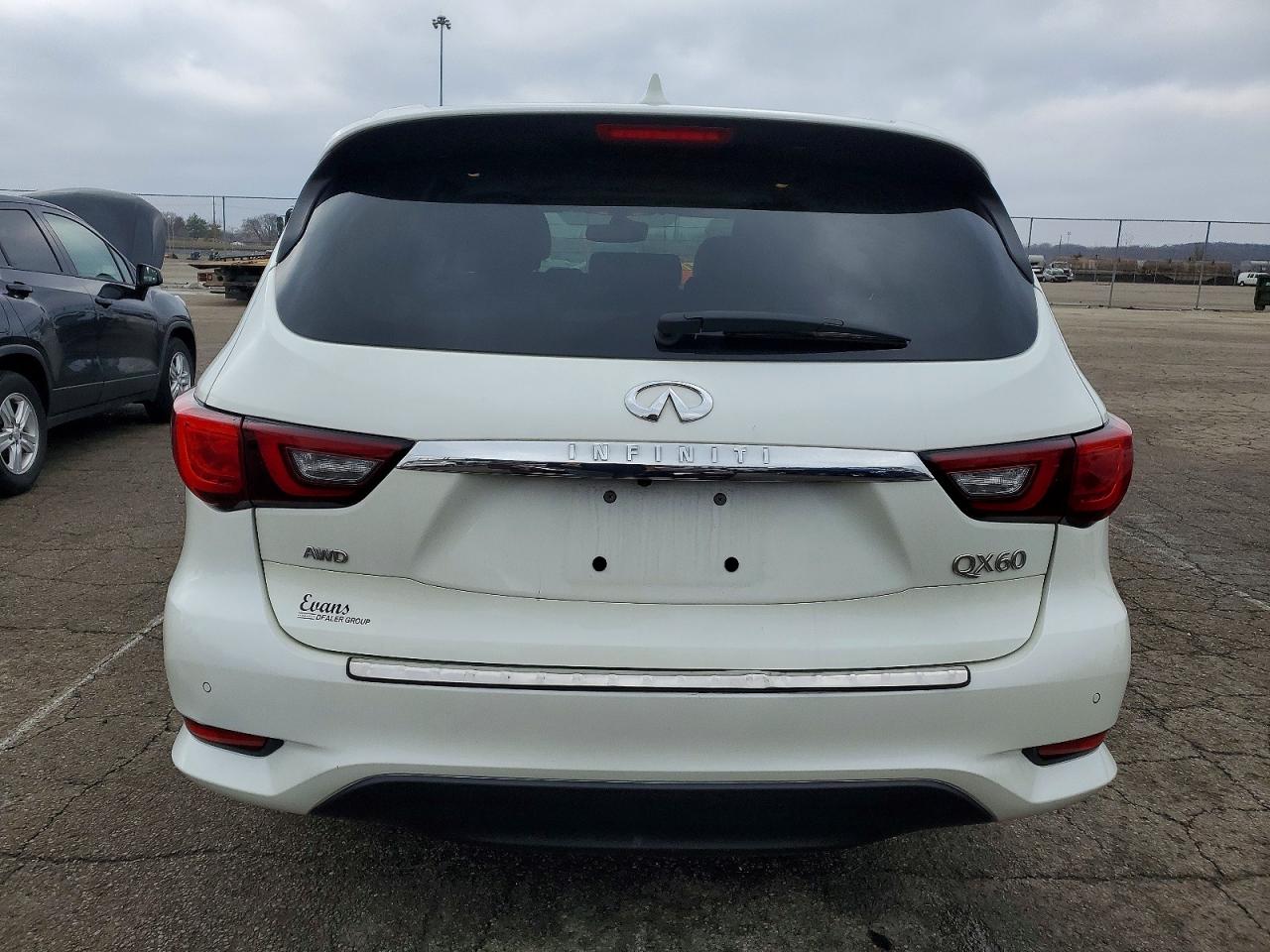 2020 INFINITI QX60 LUXE photo 11