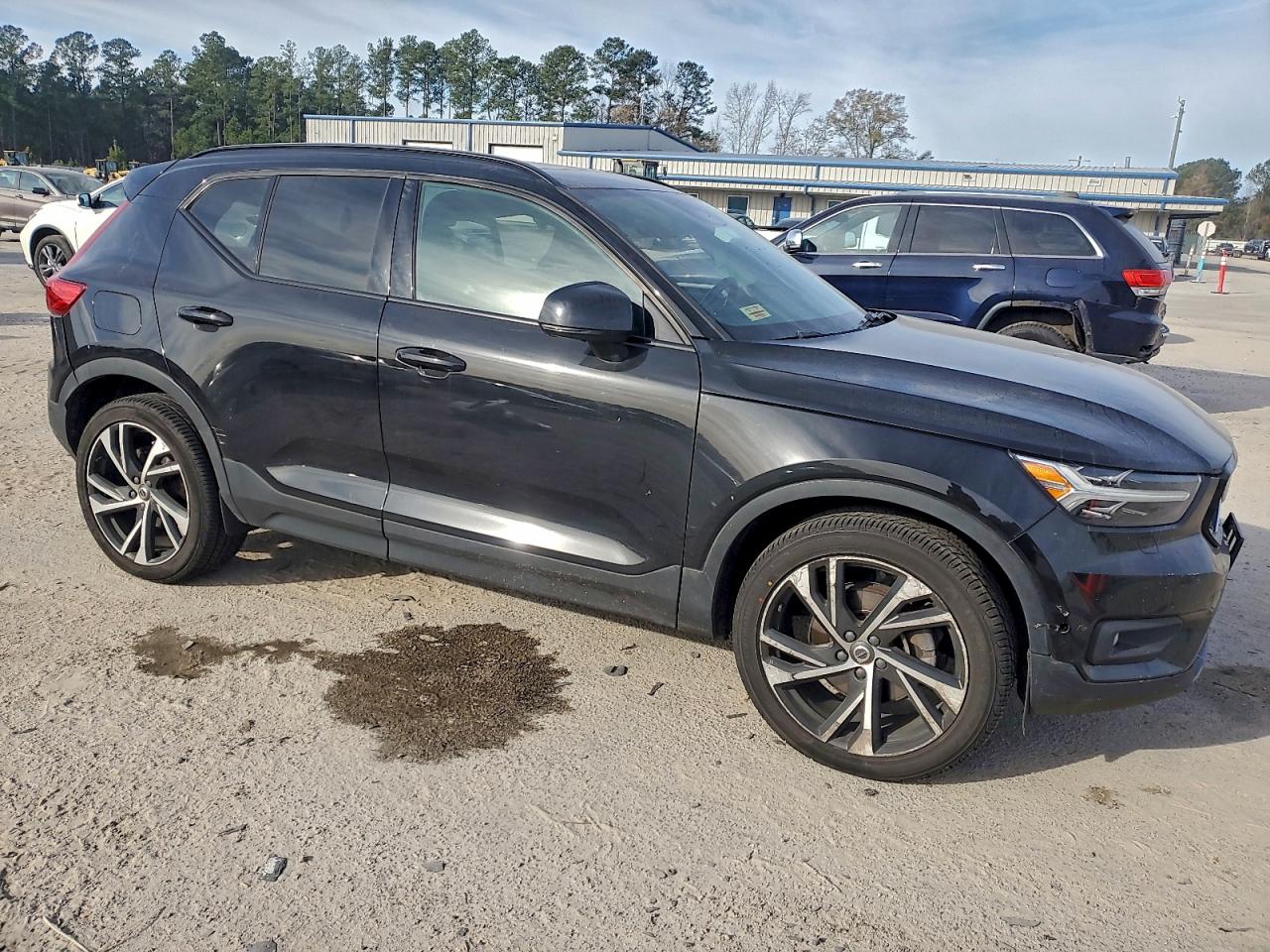 2020 VOLVO XC40 T5 R-DESIGN photo 7