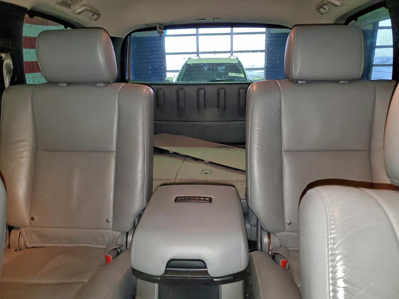 2017 TOYOTA SEQUOIA PLATINUM photo 19