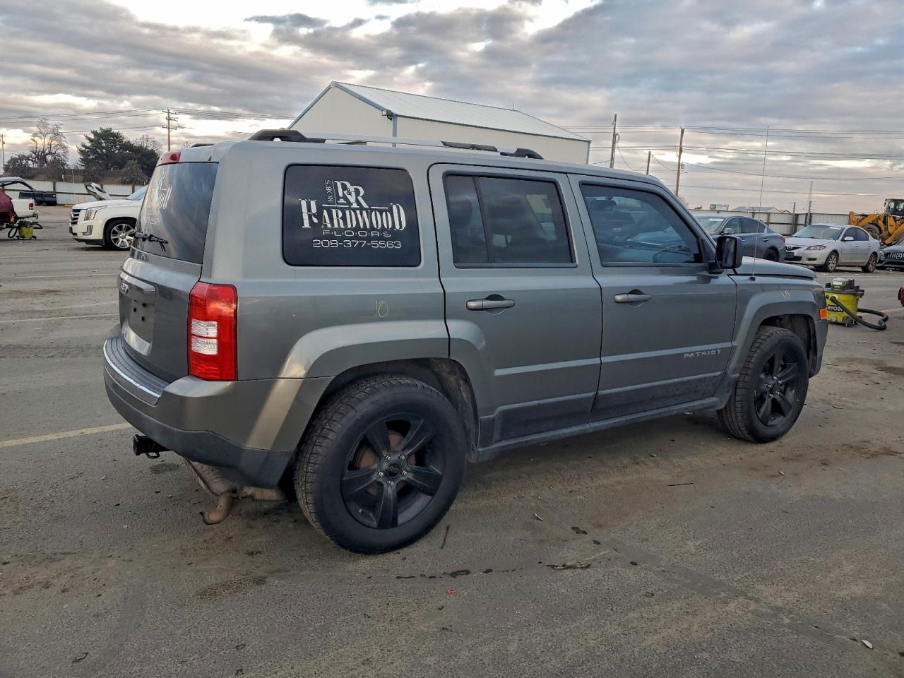 2012 JEEP PATRIOT LATITUDE photo 3