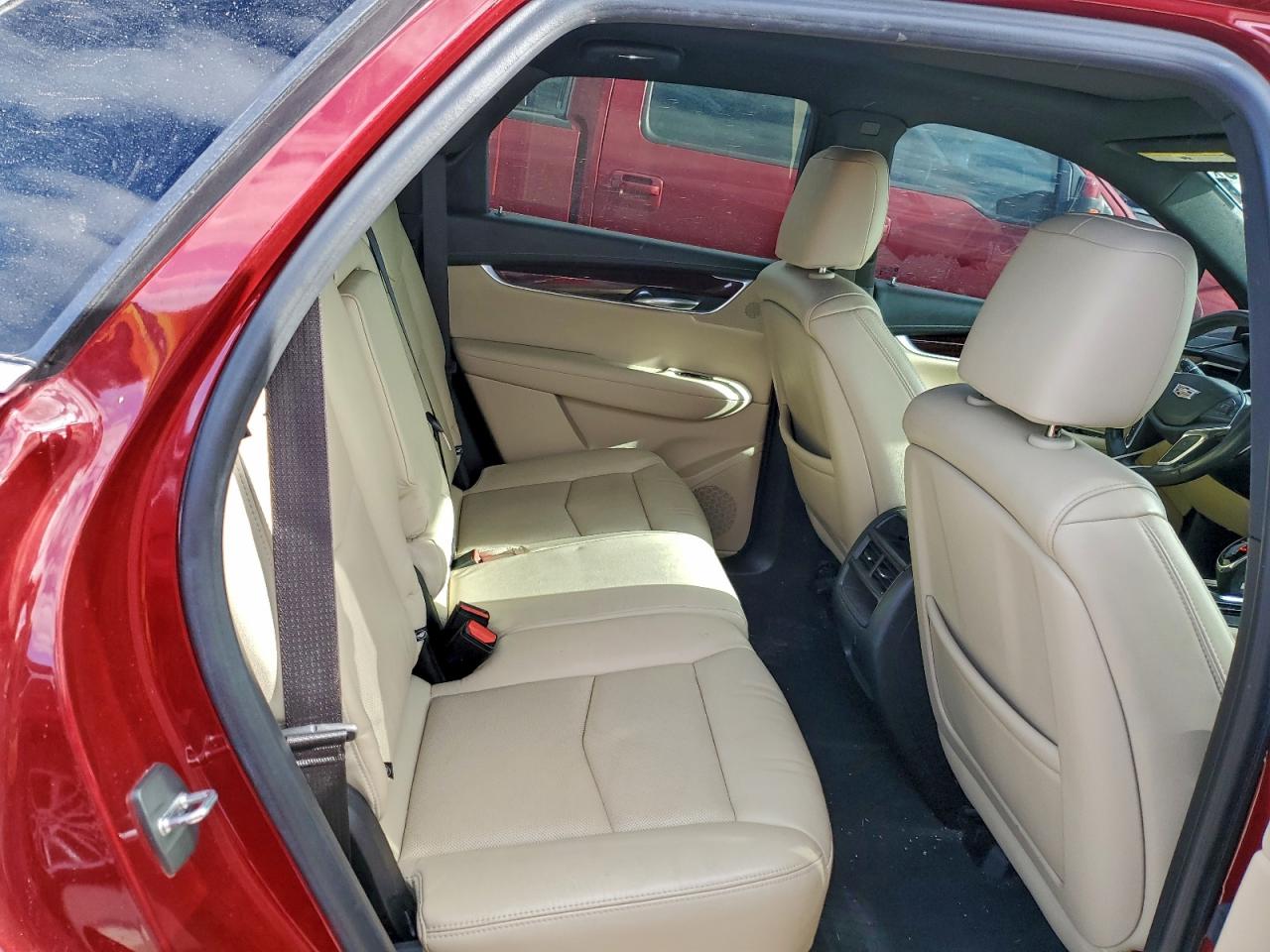2018 CADILLAC XT5 LUXURY photo 11