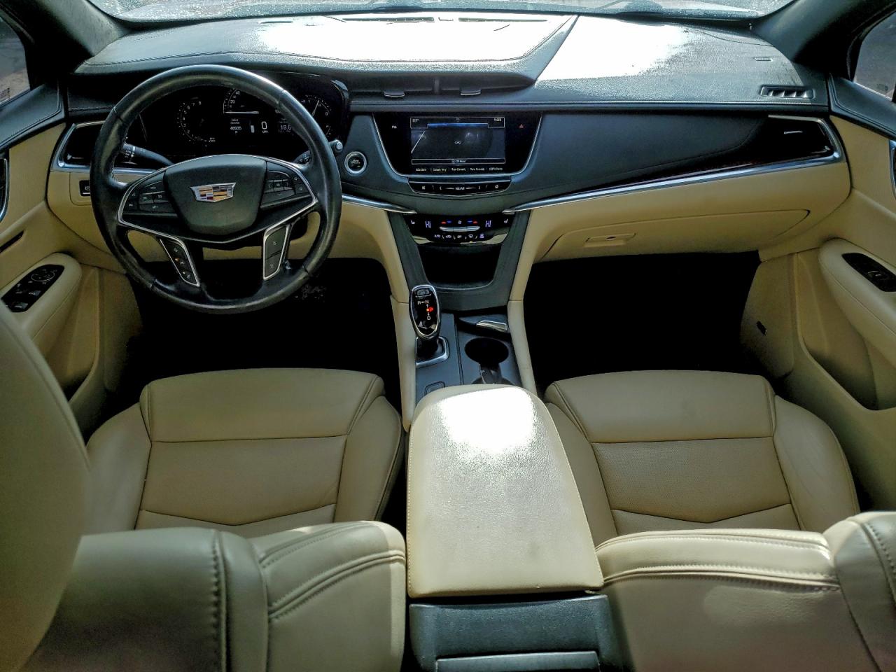 2018 CADILLAC XT5 LUXURY photo 8