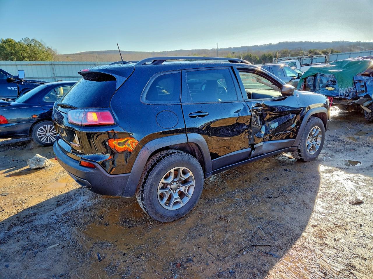 2021 JEEP CHEROKEE TRAILHAWK photo 5