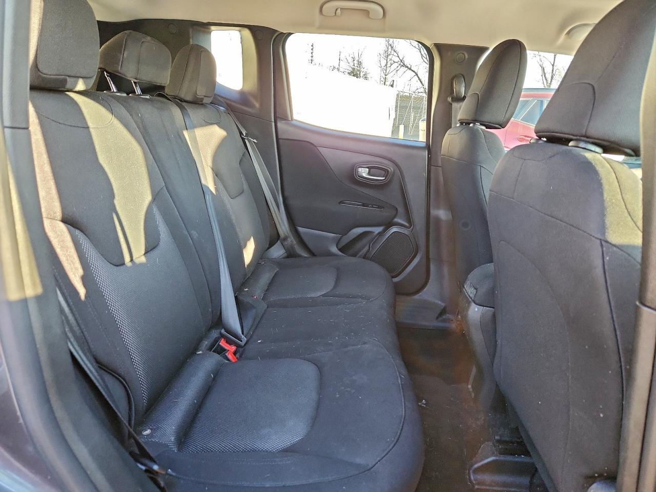 2019 JEEP RENEGADE SPORT photo 11