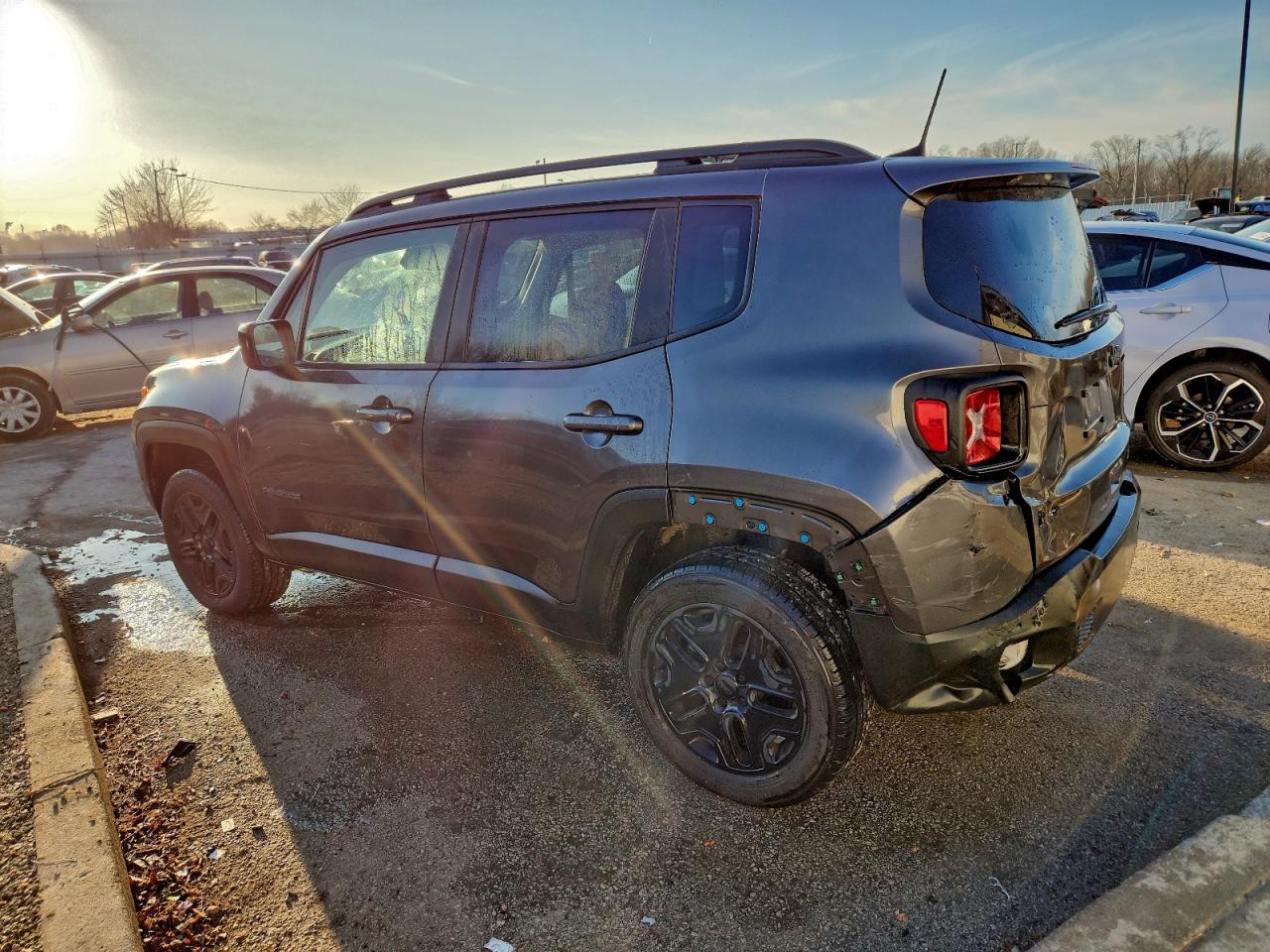 2019 JEEP RENEGADE SPORT photo 2