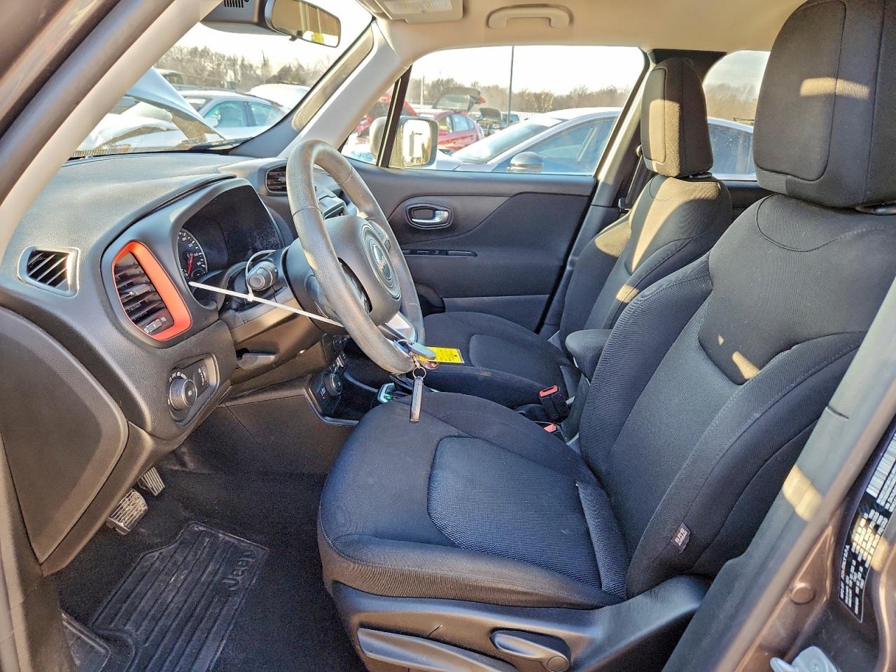 2019 JEEP RENEGADE SPORT photo 7