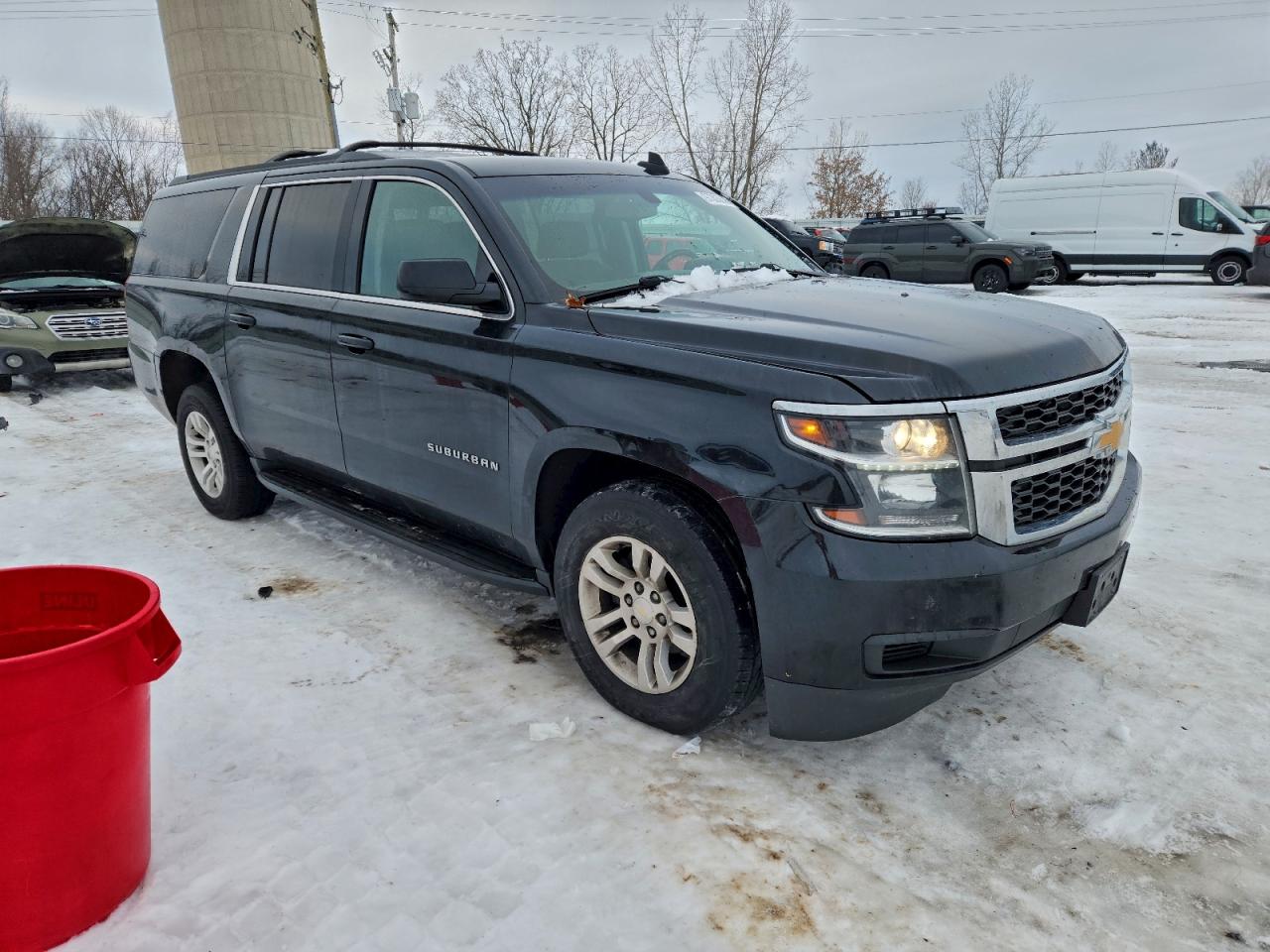 2018 CHEVROLET SUBURBAN K1500 LS photo 4