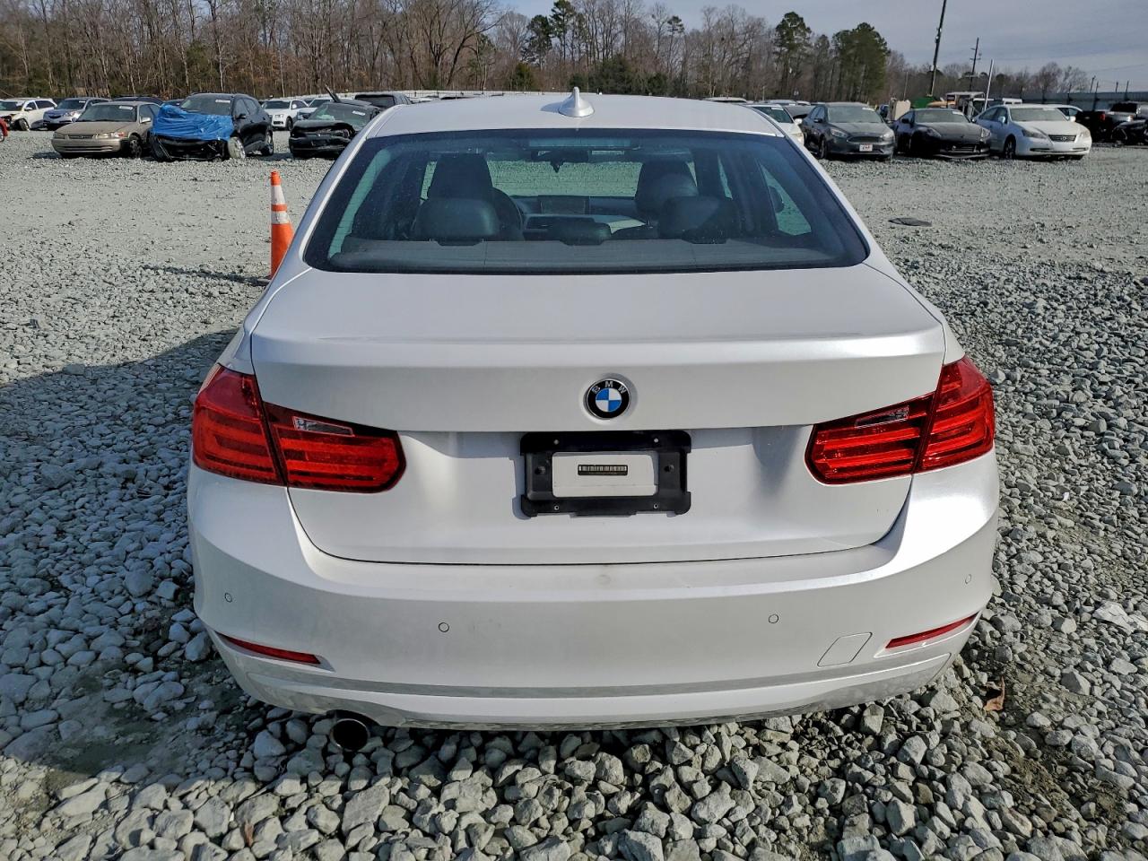 2015 BMW 320 I photo 11