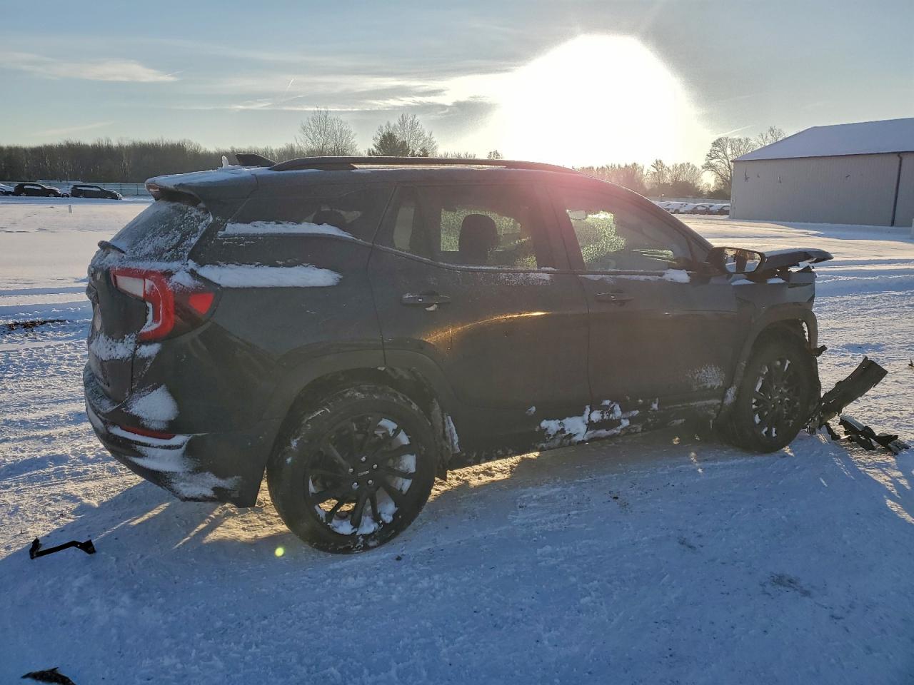 2024 GMC TERRAIN SLE photo 7