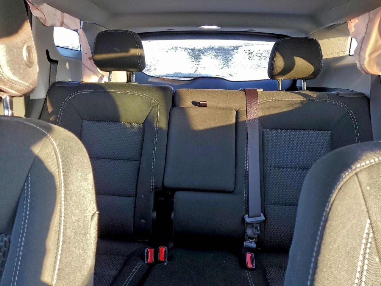 2024 GMC TERRAIN SLE photo 28