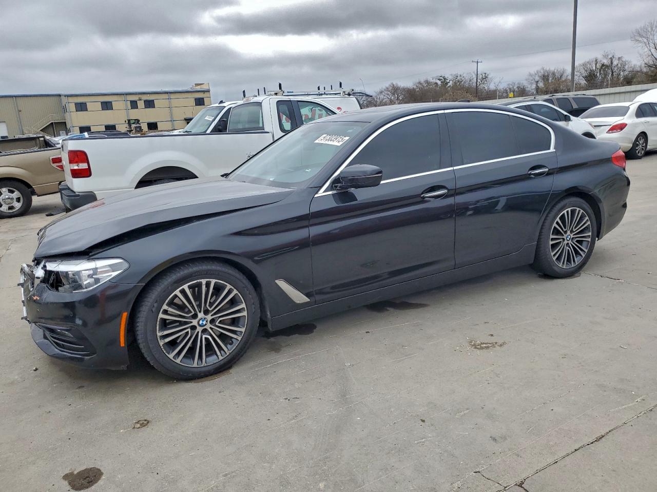 2018 BMW 530