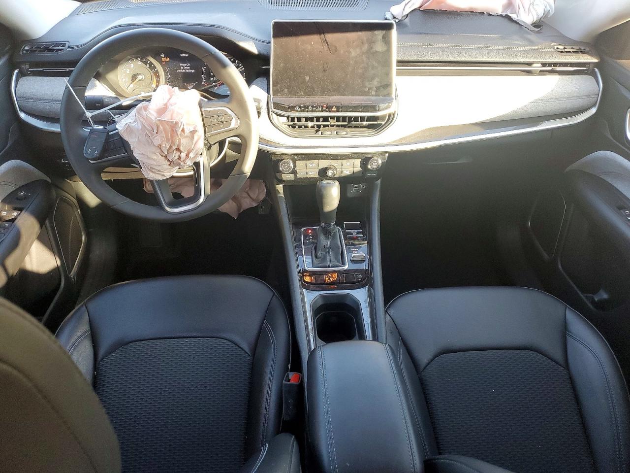 2022 JEEP COMPASS LATITUDE photo 8