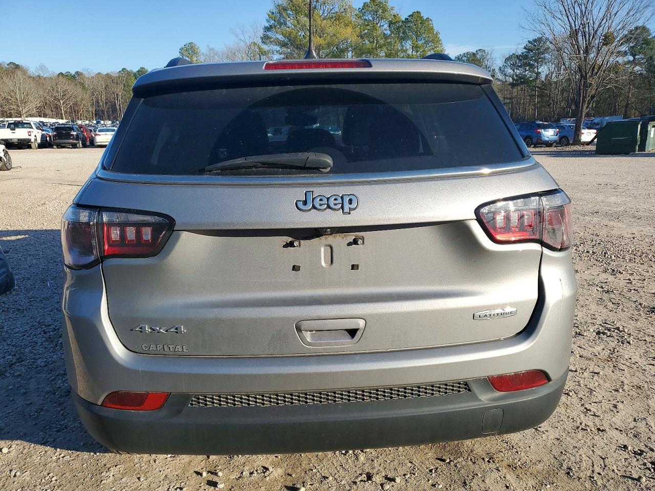 2022 JEEP COMPASS LATITUDE photo 6