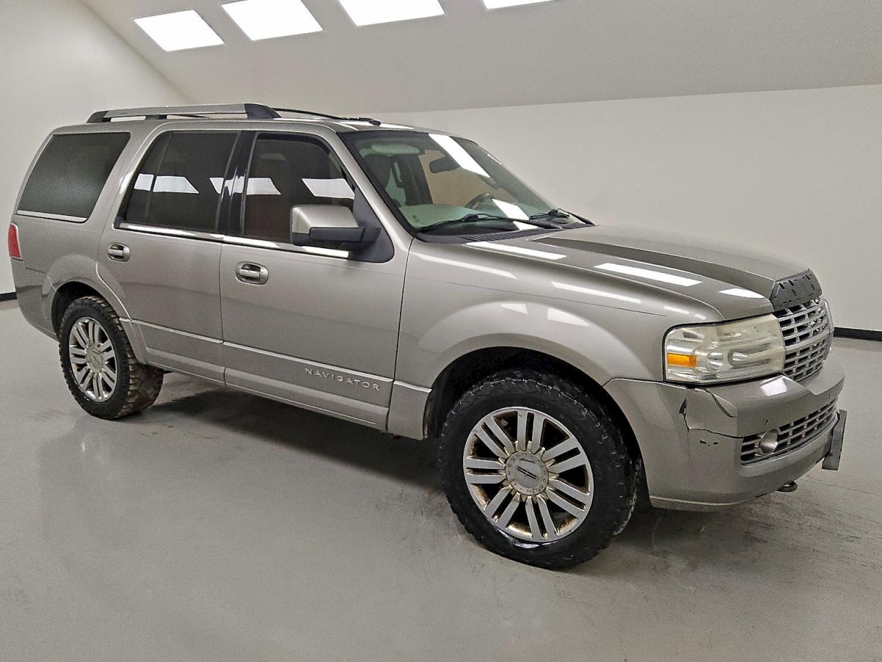 2009 LINCOLN NAVIGATOR photo 7