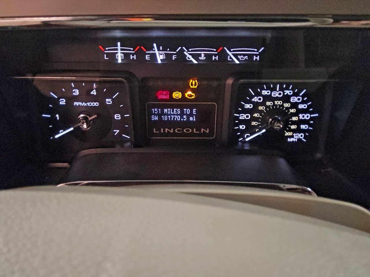 2009 LINCOLN NAVIGATOR photo 17