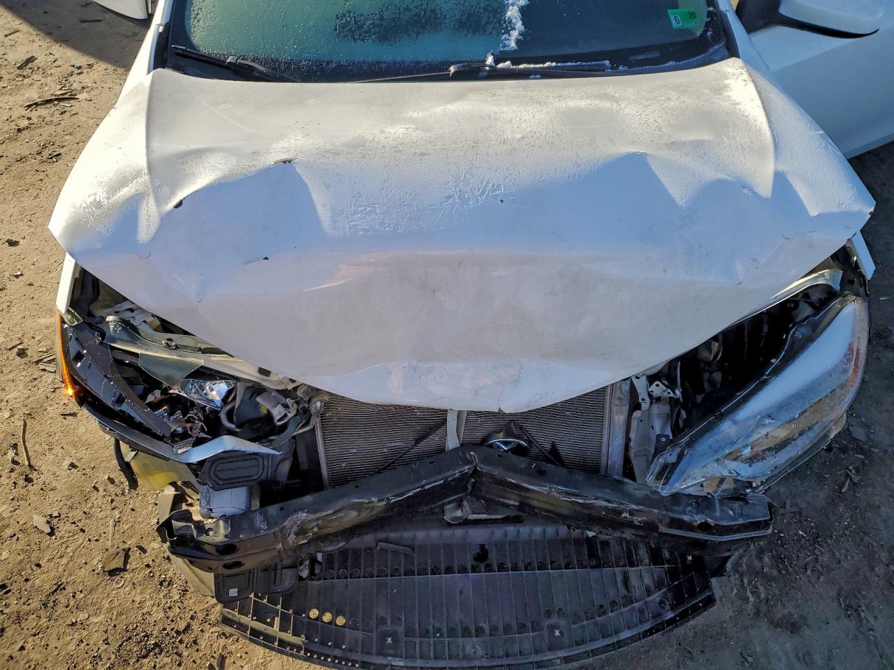 2014 TOYOTA COROLLA L photo 11