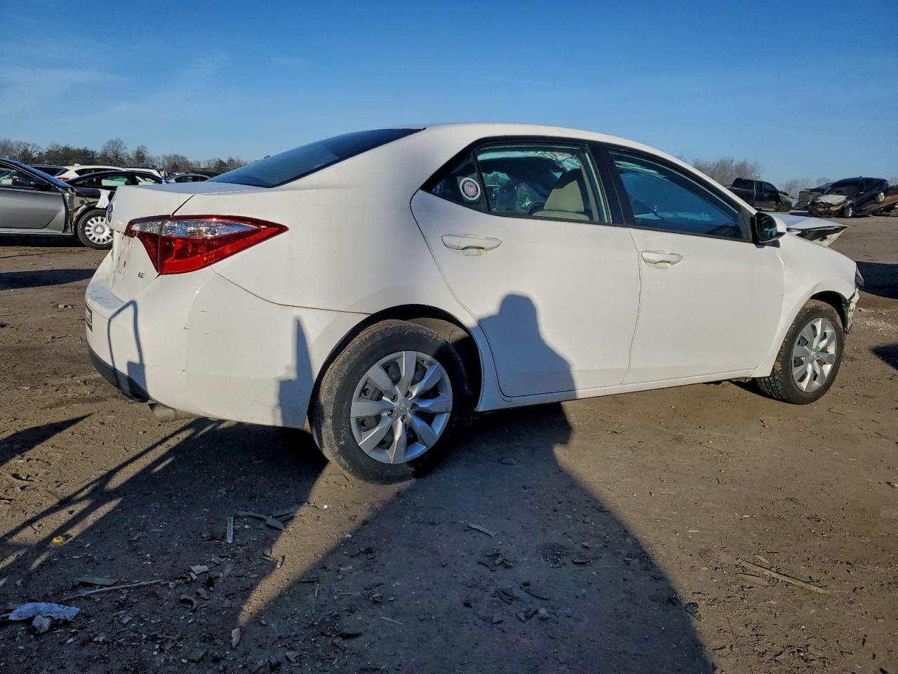 2014 TOYOTA COROLLA L photo 3