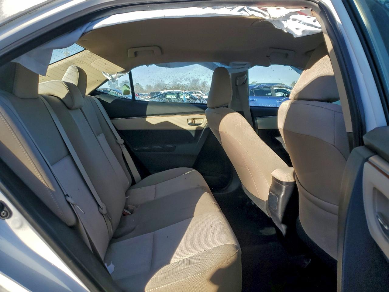 2014 TOYOTA COROLLA L photo 10
