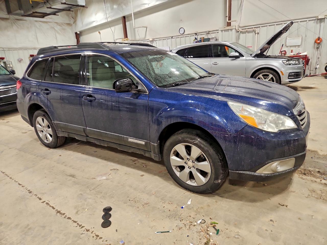 2010 SUBARU OUTBACK 2.5I PREMIUM photo 4