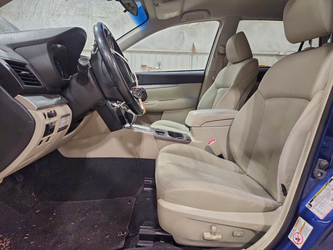 2010 SUBARU OUTBACK 2.5I PREMIUM photo 7