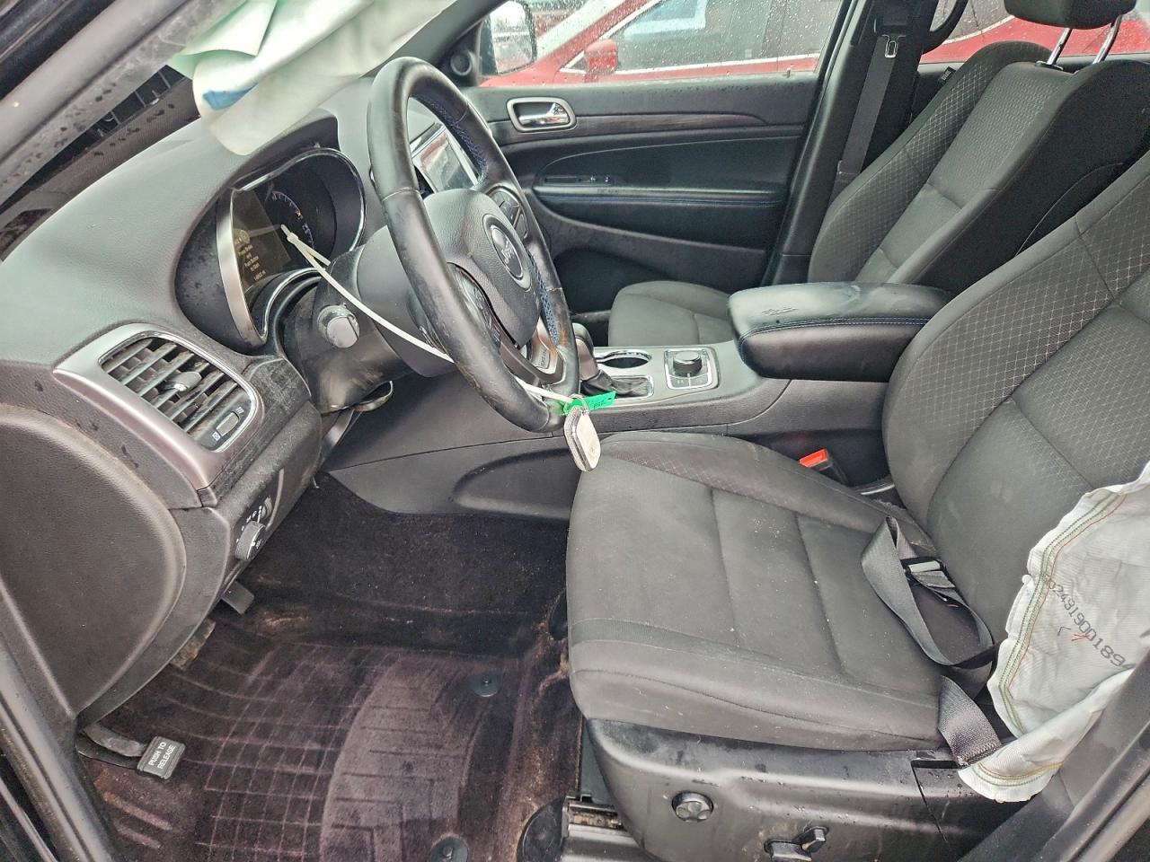 2019 JEEP GRAND CHEROKEE LAREDO photo 7
