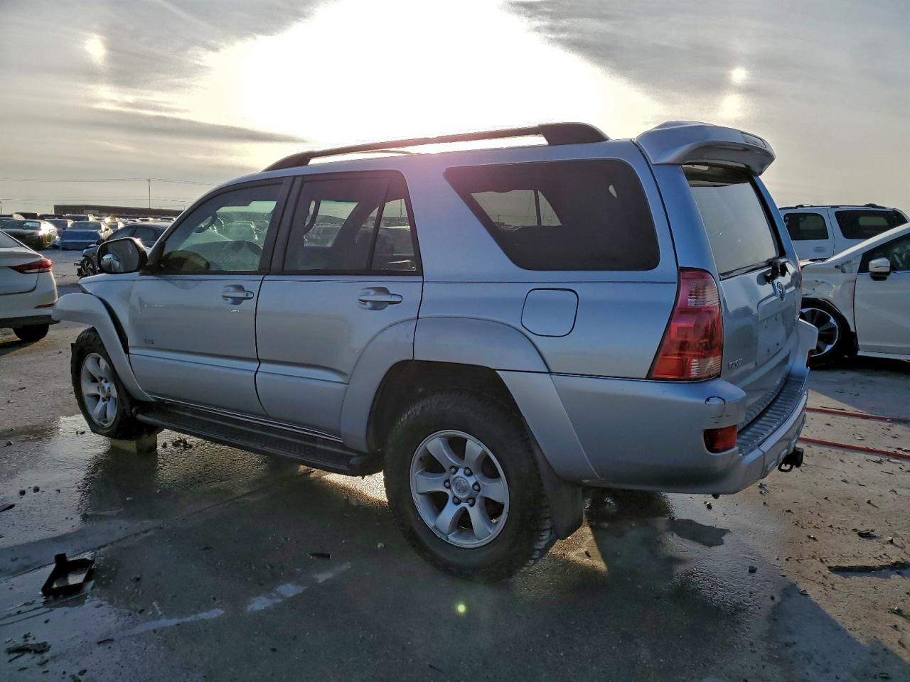 2005 TOYOTA 4RUNNER SR5 photo 3