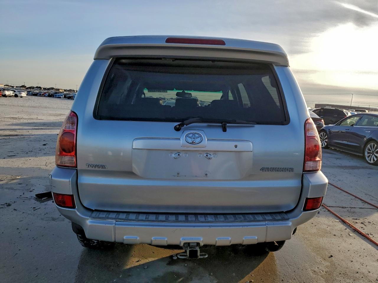 2005 TOYOTA 4RUNNER SR5 photo 11