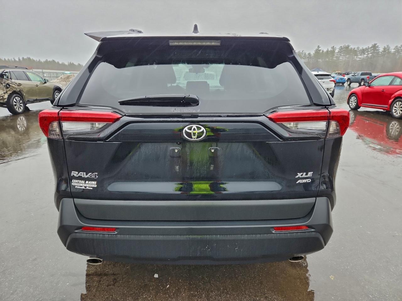 2024 TOYOTA RAV4 XLE PREMIUM photo 21