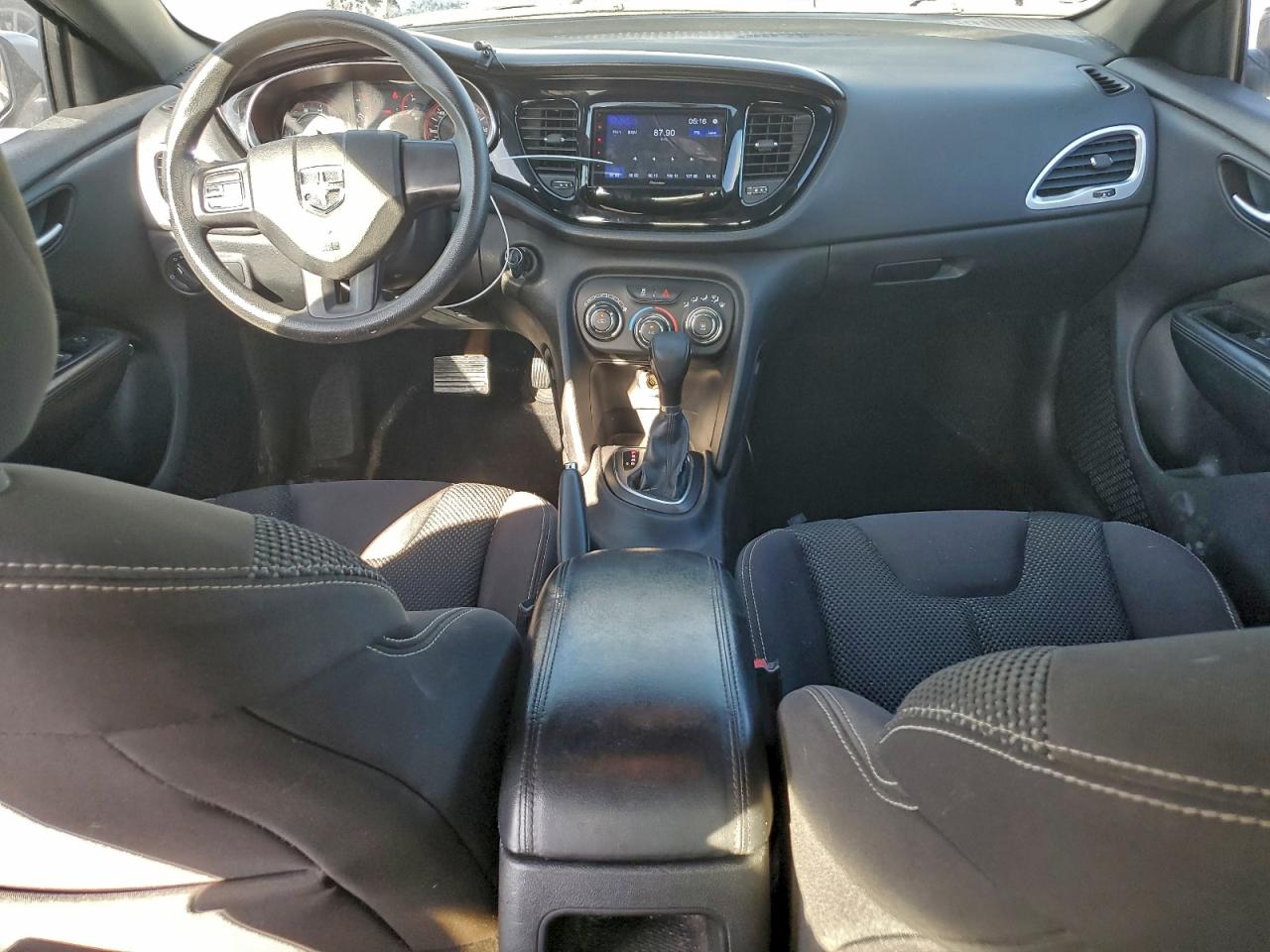 2013 DODGE DART SXT photo 8